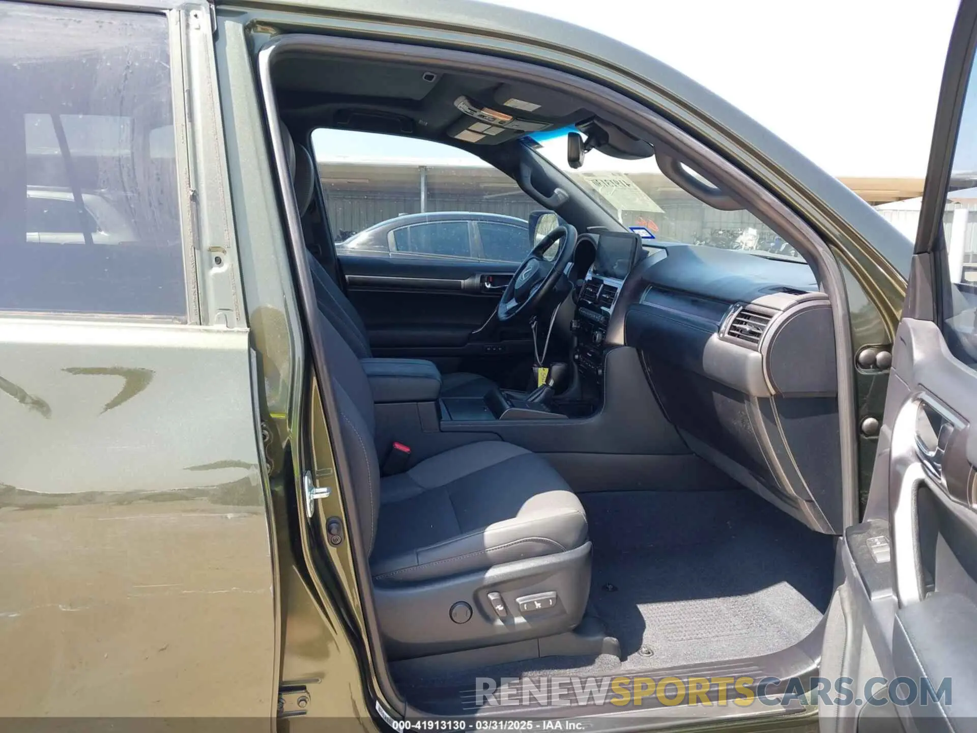 5 Photograph of a damaged car JTJKM7BX0N5318806 LEXUS GX 460 2022