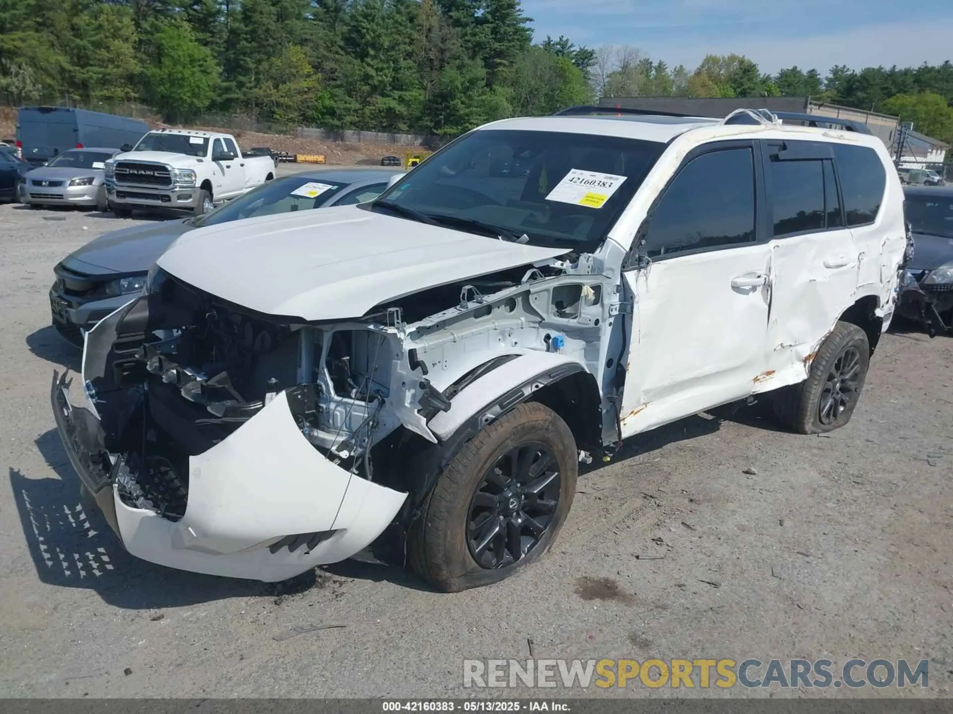 2 Фотография поврежденного автомобиля JTJKM7BX6N5315828 LEXUS GX 460 2022