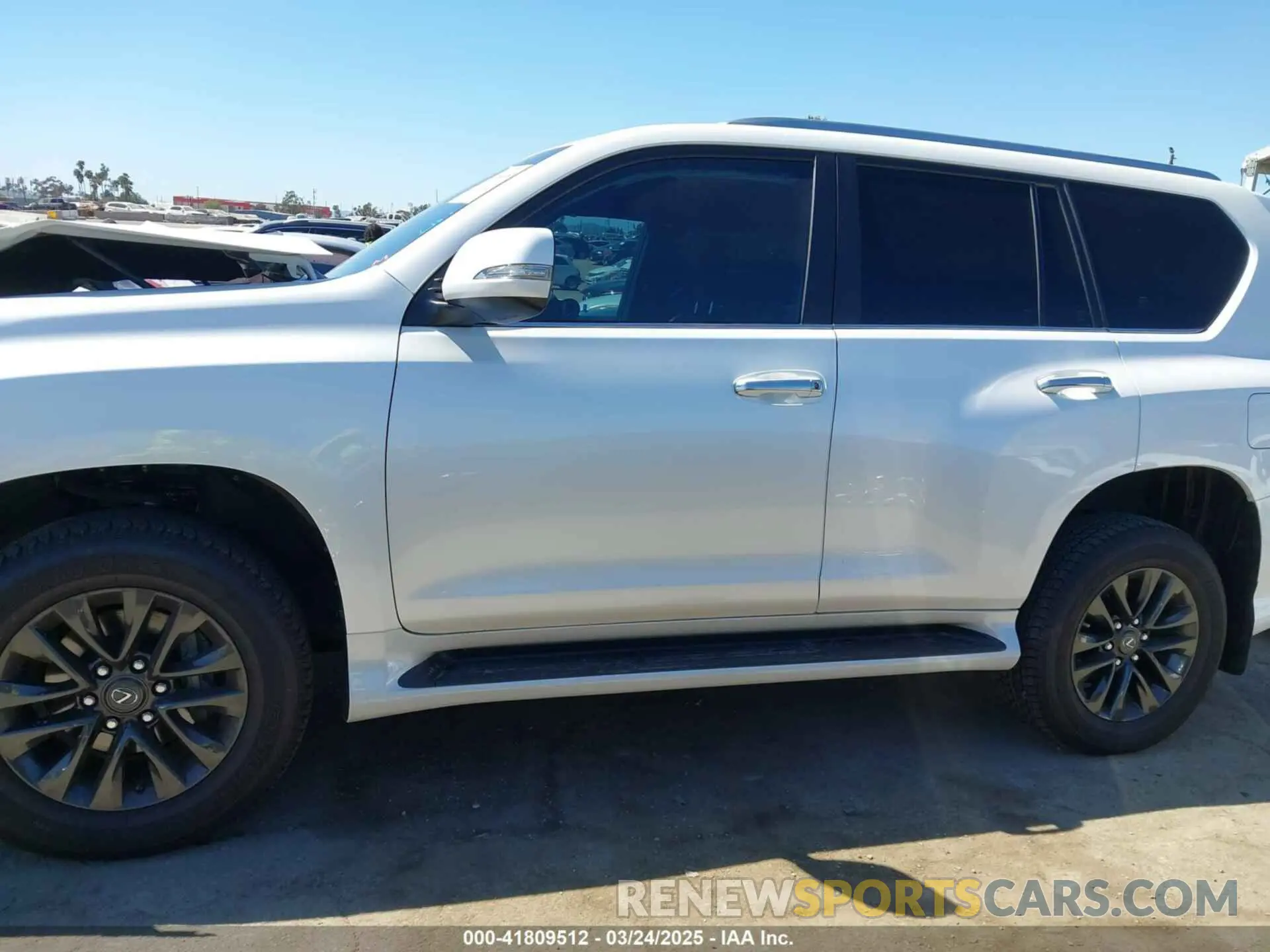 14 Фотография поврежденного автомобиля JTJAM7BX0P5372248 LEXUS GX 460 2023