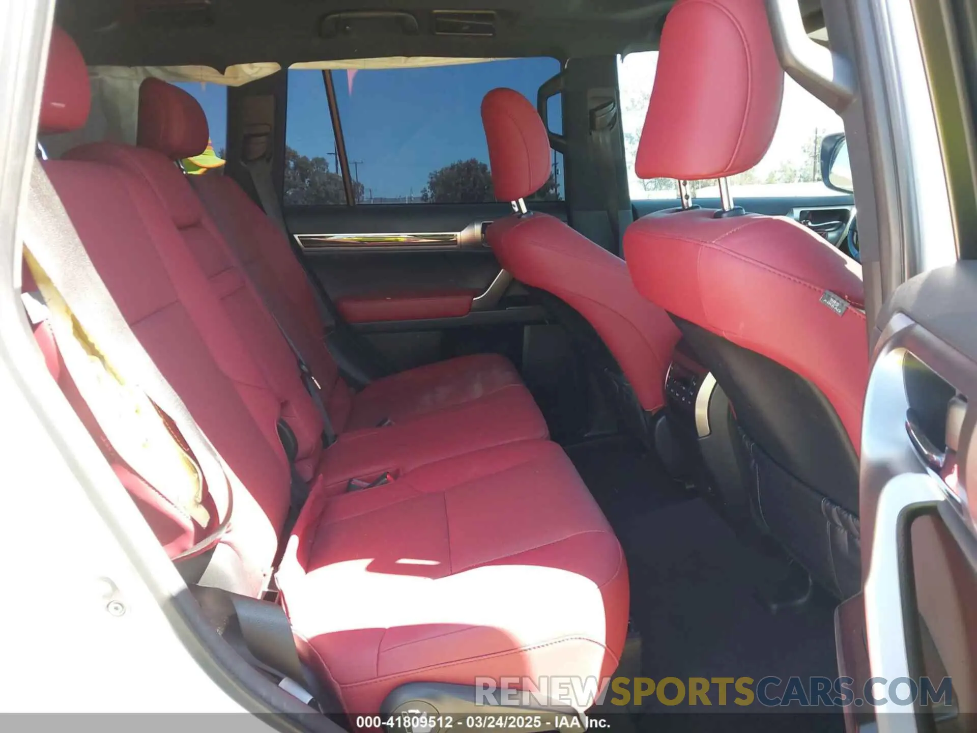 8 Фотография поврежденного автомобиля JTJAM7BX0P5372248 LEXUS GX 460 2023
