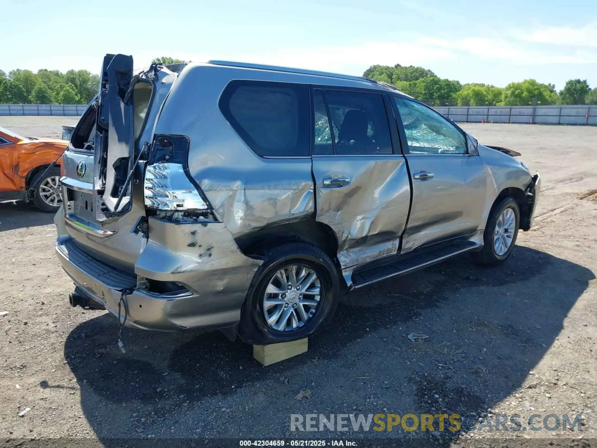 4 Фотография поврежденного автомобиля JTJAM7BX9P5355304 LEXUS GX 460 2023