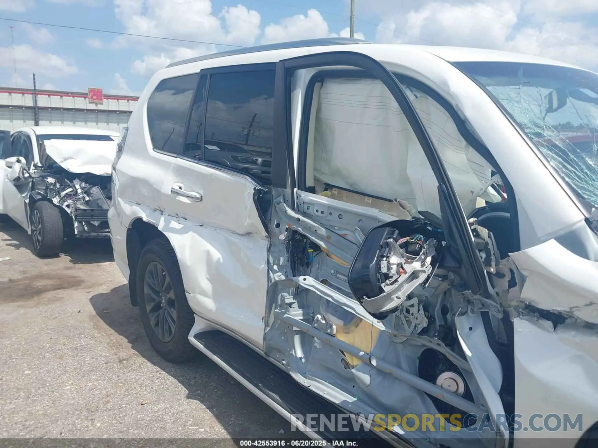 6 Photograph of a damaged car JTJAM7BXXP5382057 LEXUS GX 460 2023