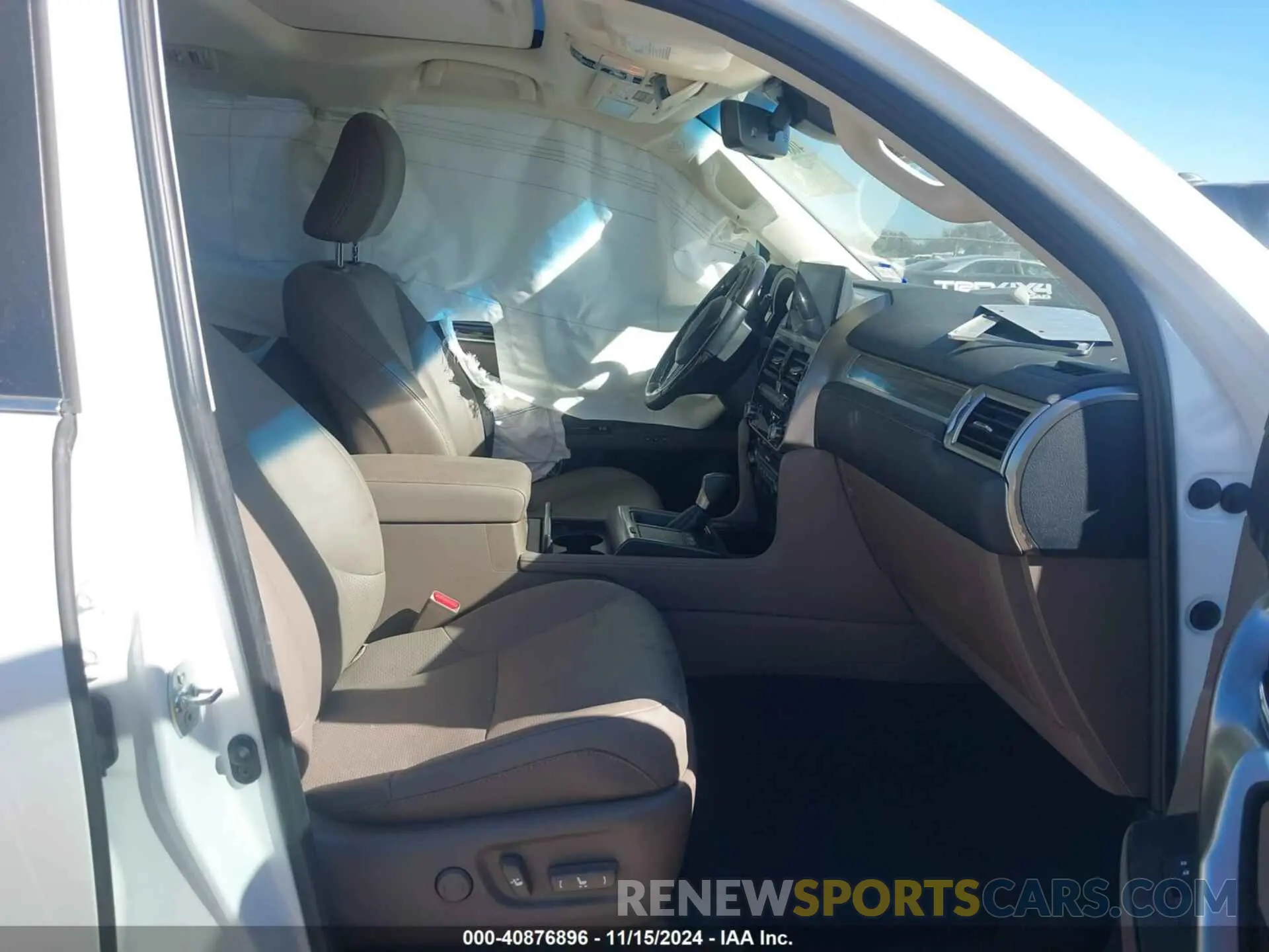5 Photograph of a damaged car JTJGM7BX6P5360468 LEXUS GX 460 2023