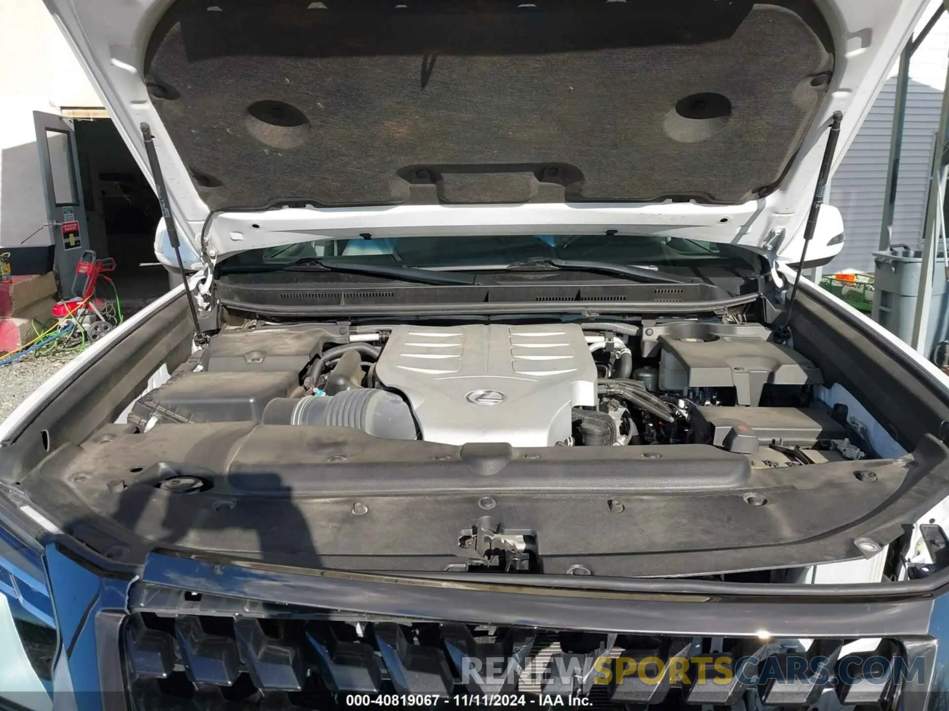 10 Photograph of a damaged car JTJSM7BX6P5348265 LEXUS GX 460 2023