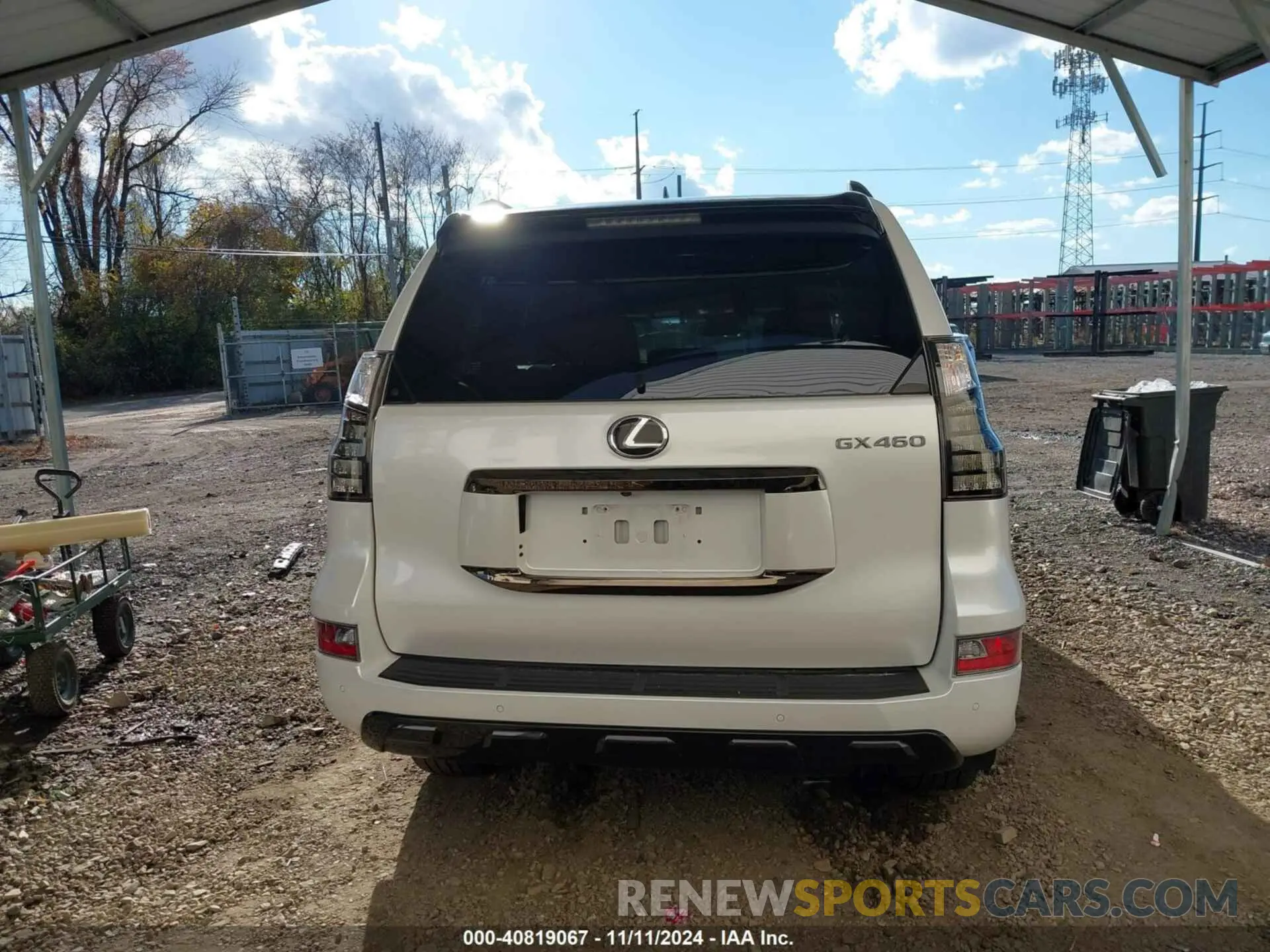 16 Photograph of a damaged car JTJSM7BX6P5348265 LEXUS GX 460 2023