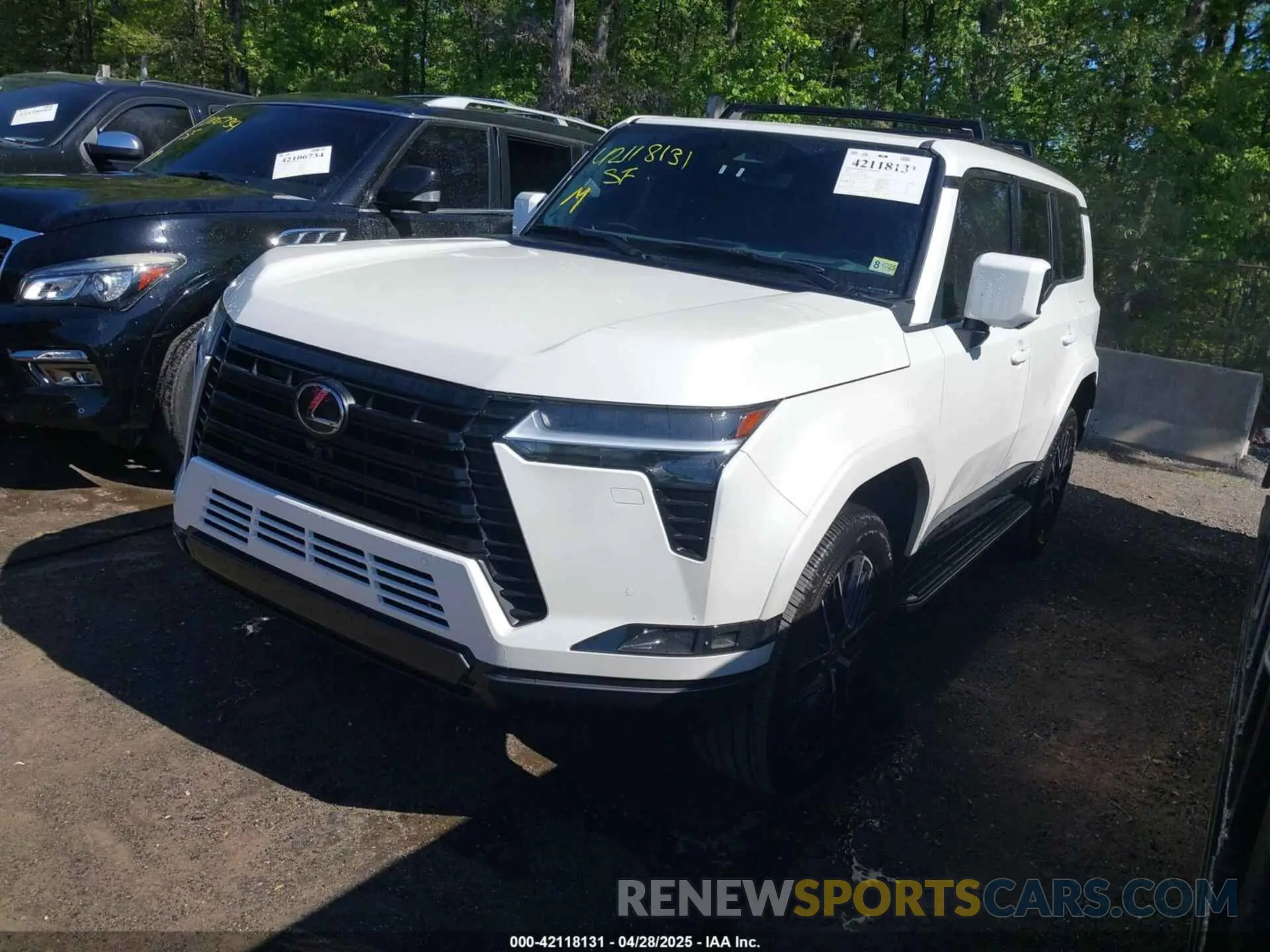 2 Photograph of a damaged car JTJTBCDX4R5013847 LEXUS GX 550 2024