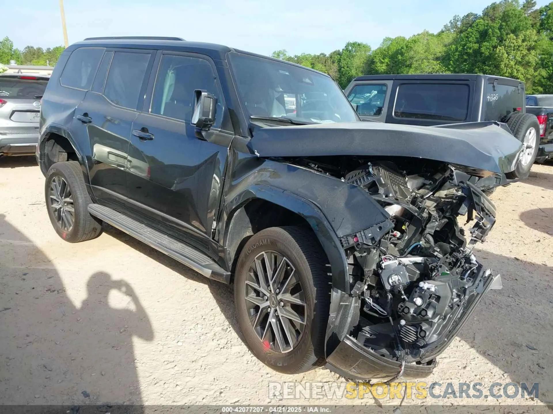 1 Фотография поврежденного автомобиля JTJTBCDX5R5023870 LEXUS GX 550 2024