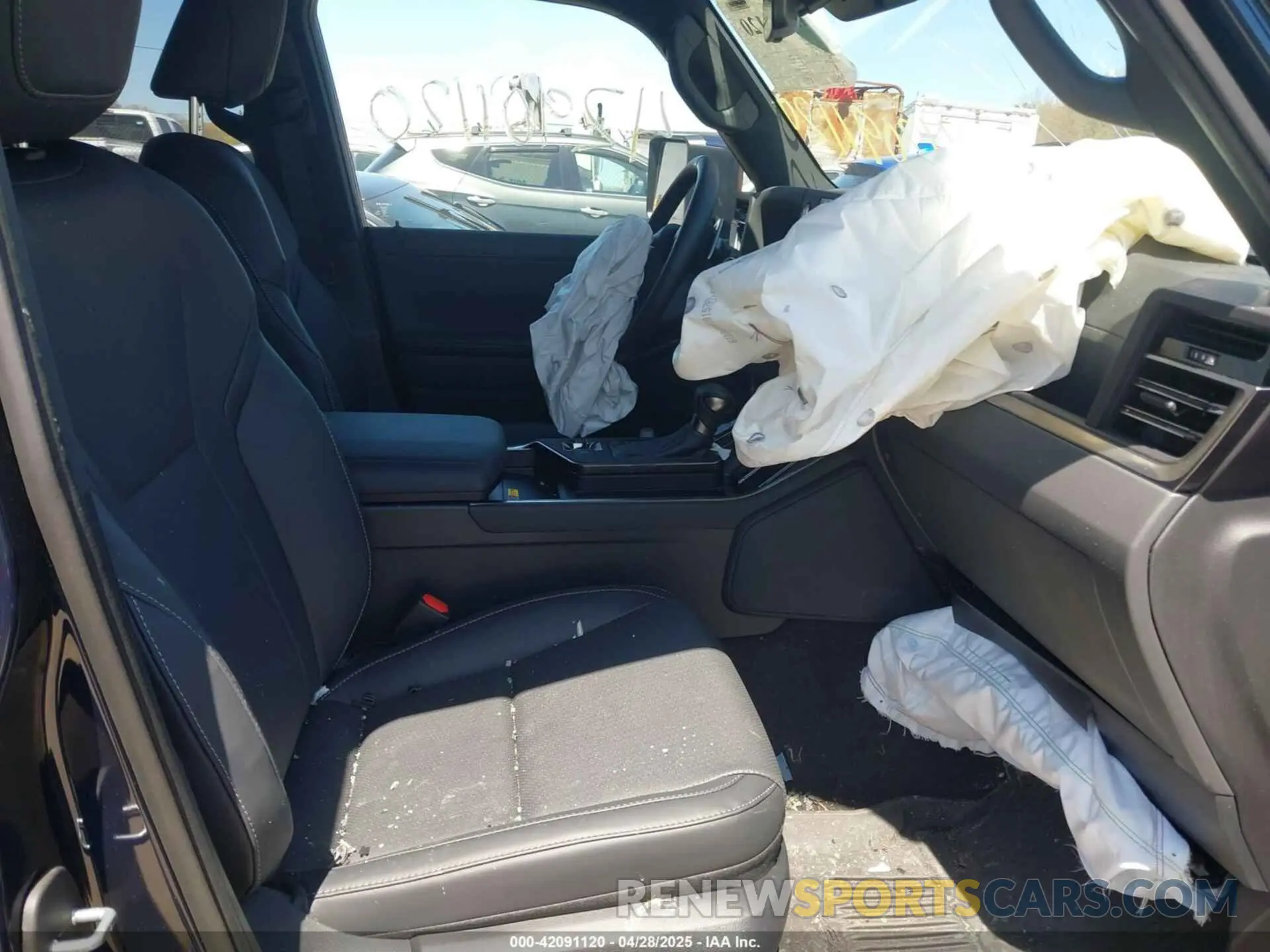 5 Photograph of a damaged car JTJTBCDX6R5027684 LEXUS GX 550 2024