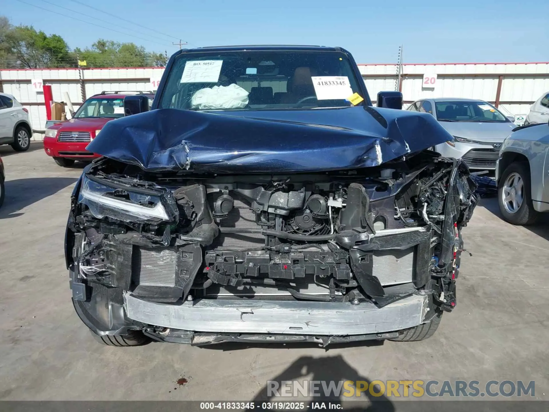 13 Фотография поврежденного автомобиля JTJVBCDX7R5009977 LEXUS GX 550 2024