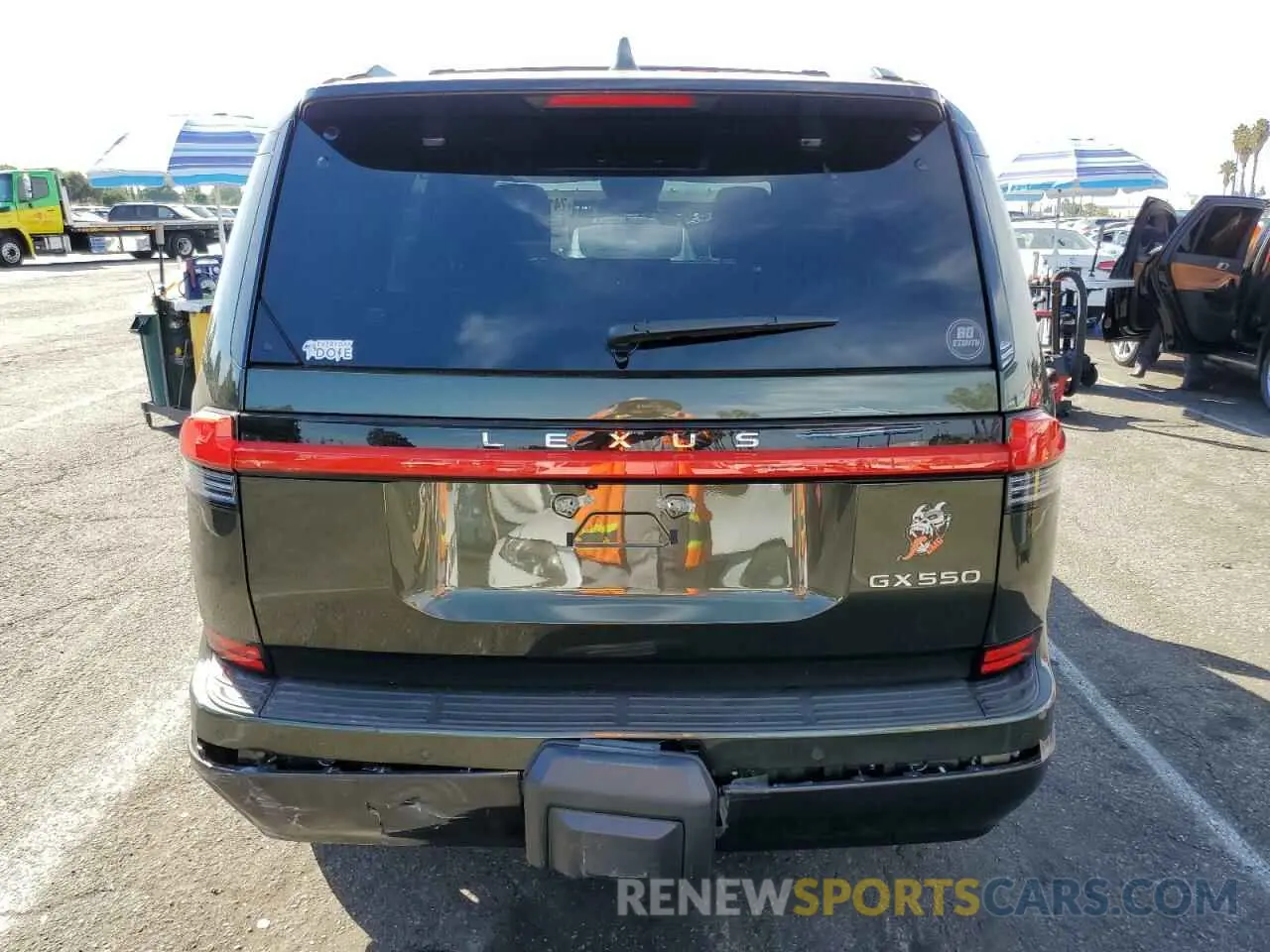 6 Фотография поврежденного автомобиля JTJVBCDX1R5009330 LEXUS GX 550 LUX 2024