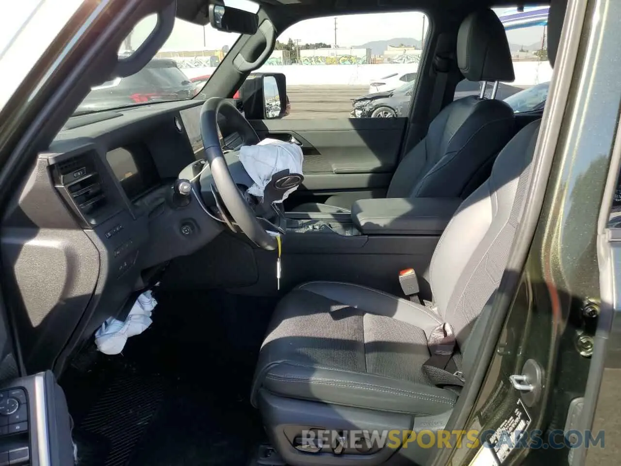 7 Фотография поврежденного автомобиля JTJVBCDX1R5009330 LEXUS GX 550 LUX 2024