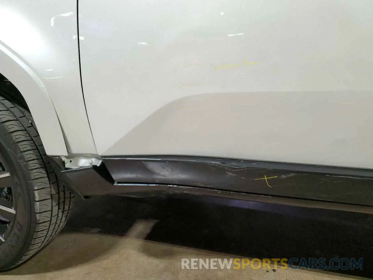 13 Фотография поврежденного автомобиля JTJVBCDX6R5022512 LEXUS GX 550 LUX 2024