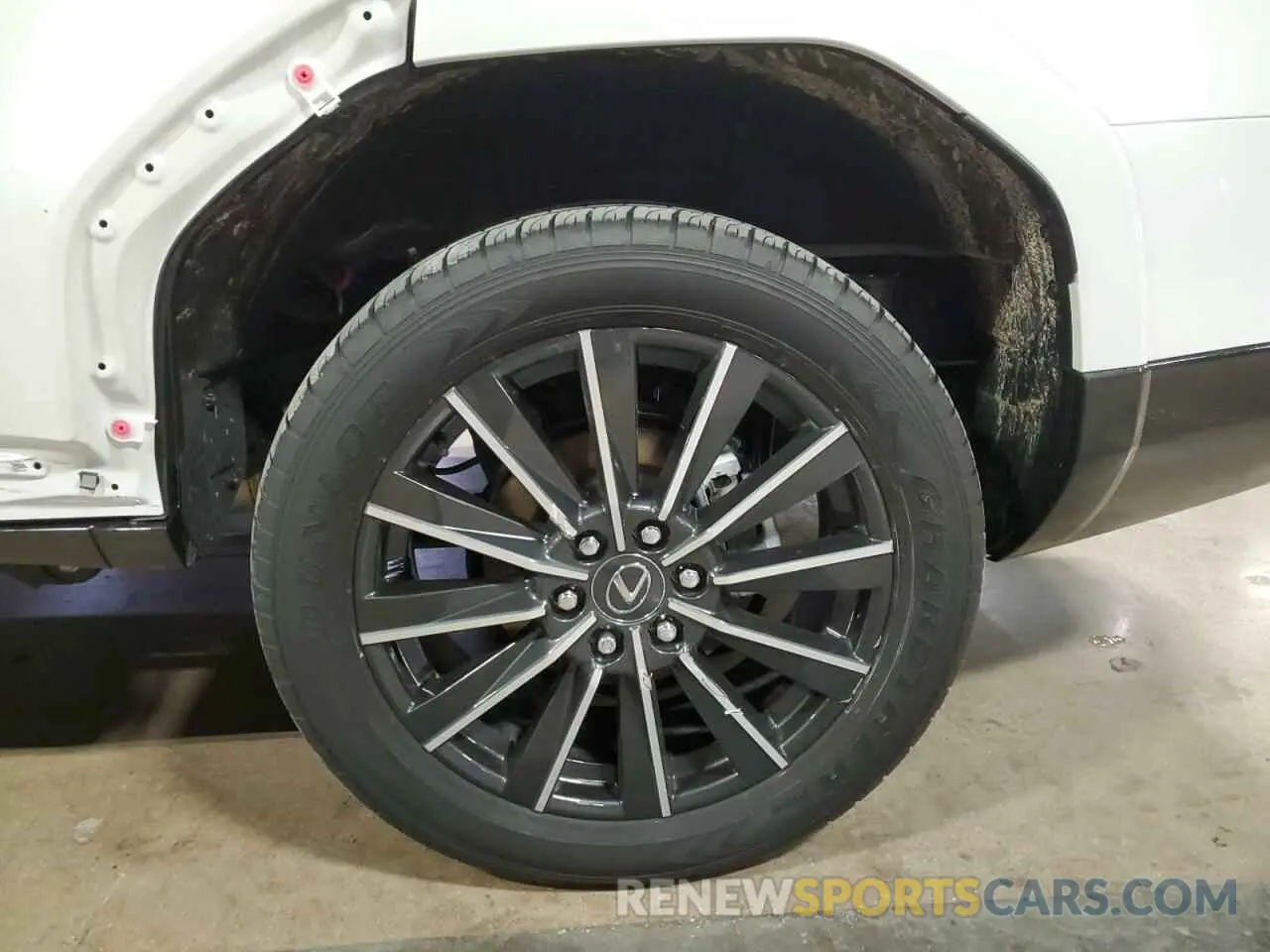 16 Фотография поврежденного автомобиля JTJVBCDX6R5022512 LEXUS GX 550 LUX 2024