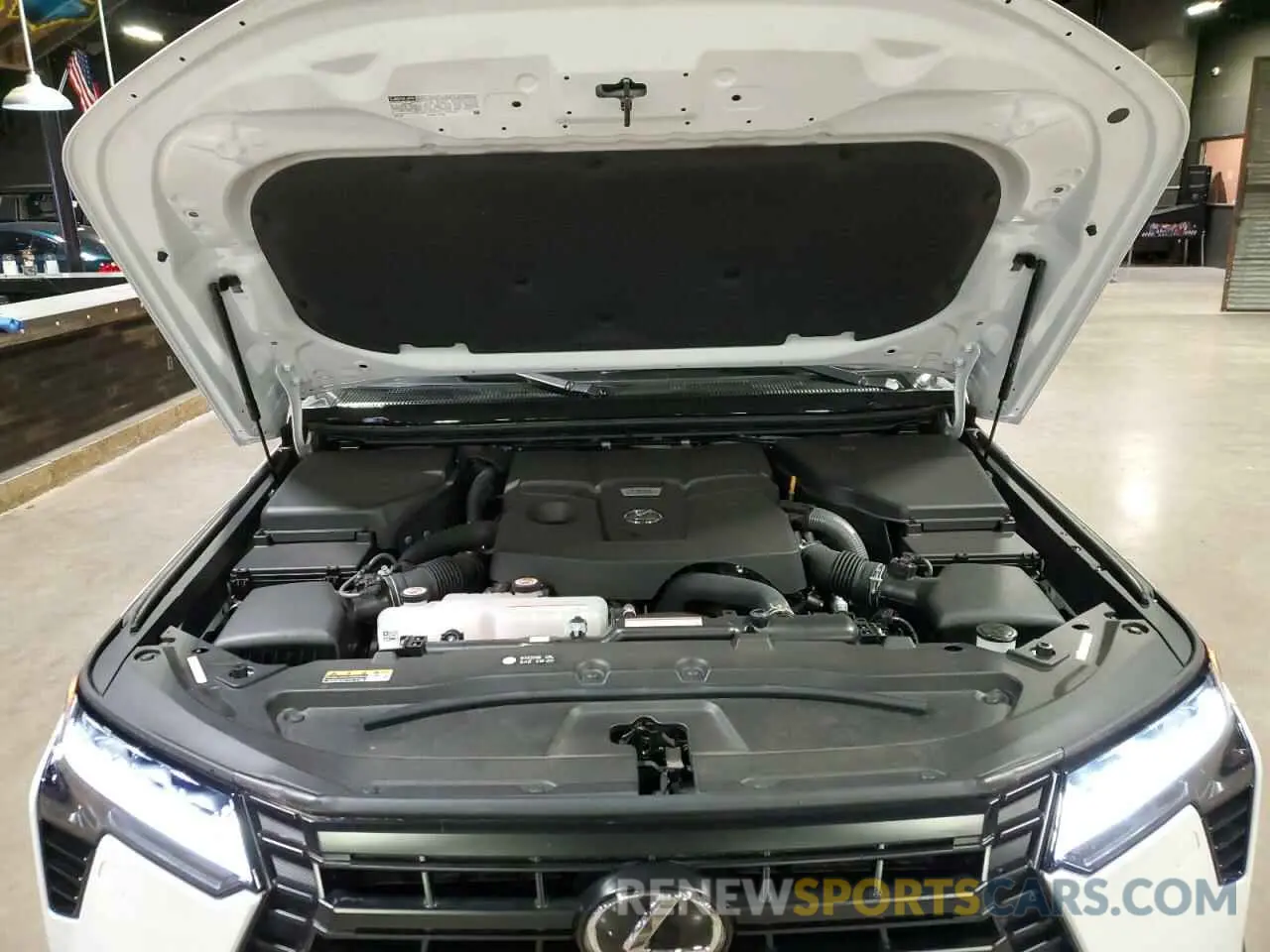 9 Фотография поврежденного автомобиля JTJVBCDX6R5022512 LEXUS GX 550 LUX 2024