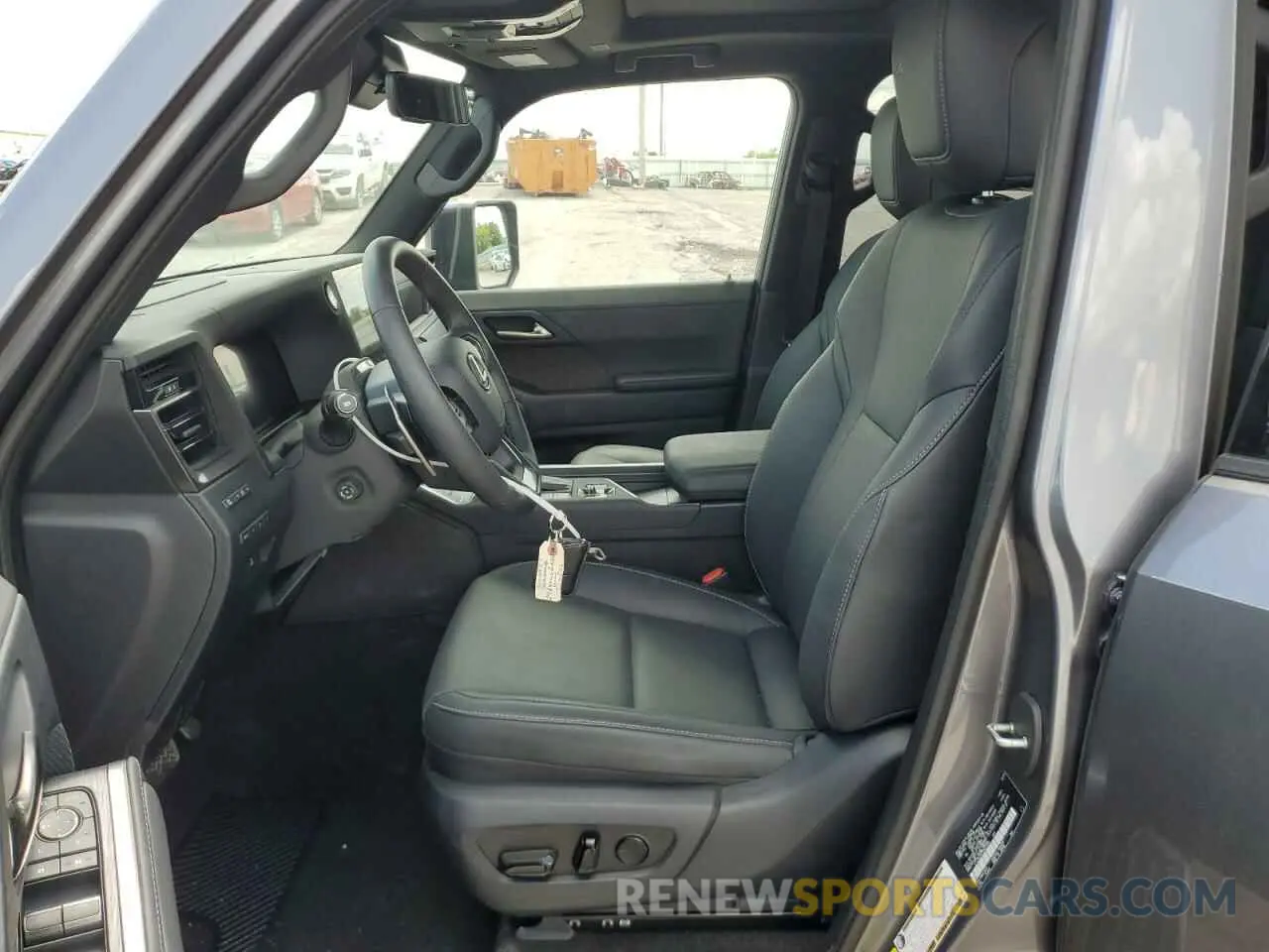 7 Photograph of a damaged car JTJTBCDX1R5027690 LEXUS GX 550 PRE 2024