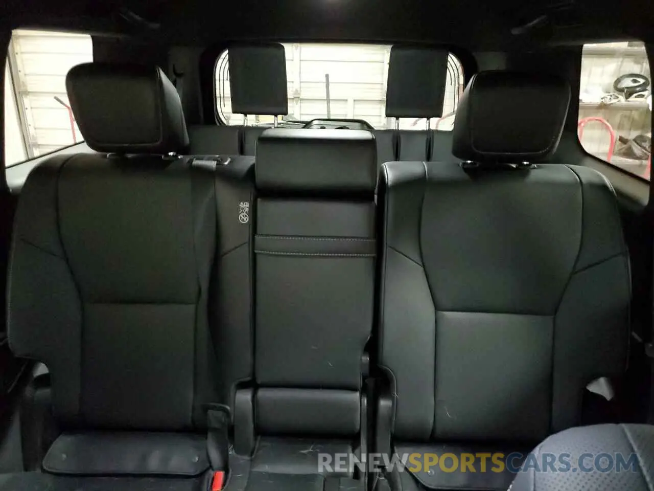 10 Photograph of a damaged car JTJTBCDX5R5000900 LEXUS GX 550 PRE 2024