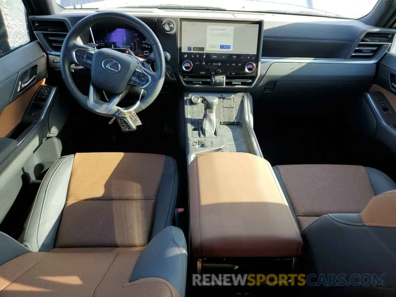 8 Фотография поврежденного автомобиля JTJTBCDX6R5011596 LEXUS GX 550 PRE 2024