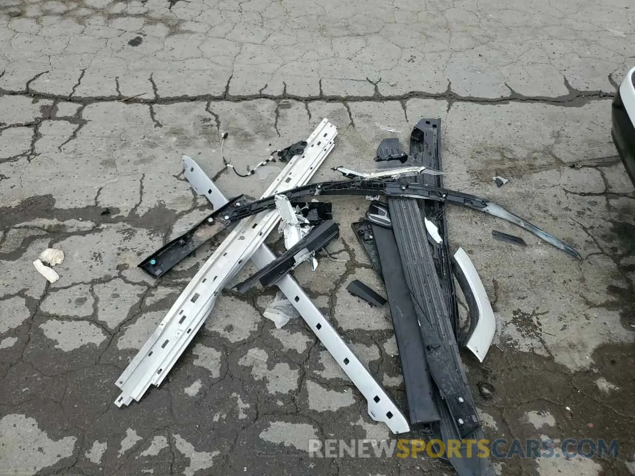 13 Photograph of a damaged car JTJTBCDX6R5024896 LEXUS GX 550 PRE 2024
