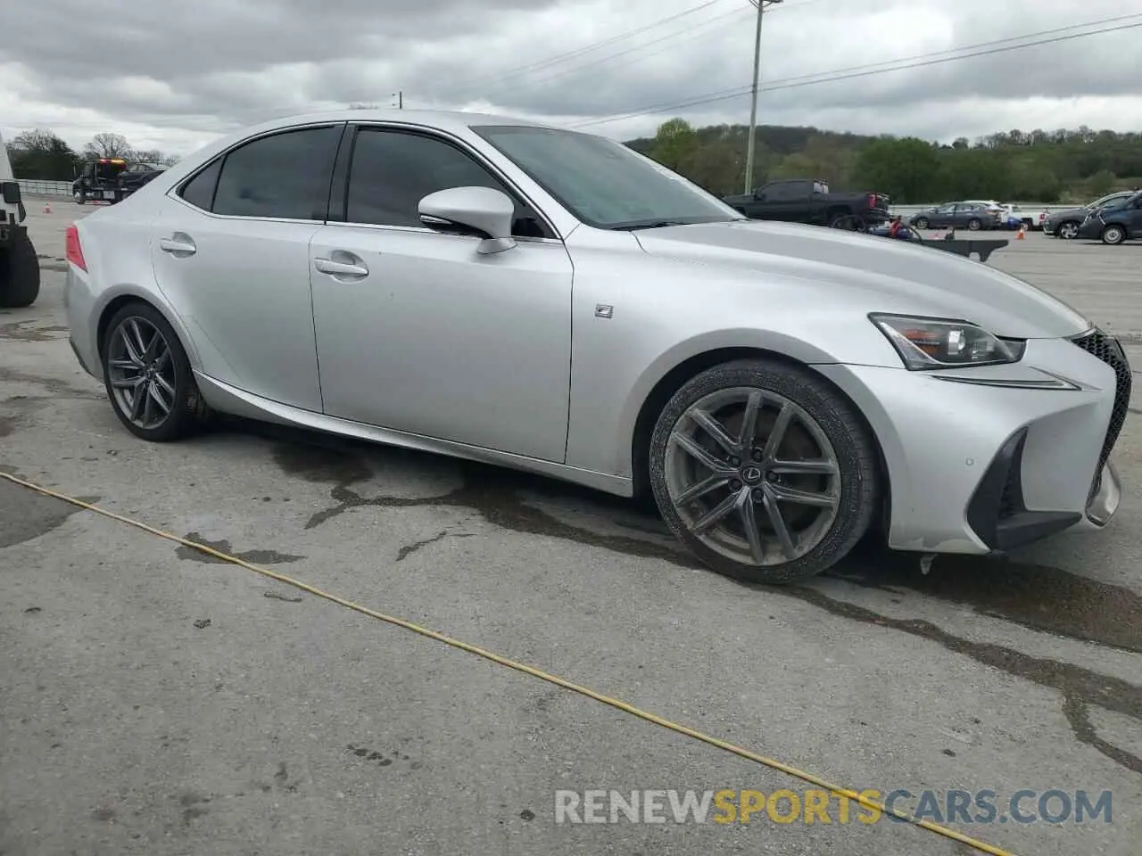 4 Фотография поврежденного автомобиля JTHBA1D20K5086650 LEXUS IS 2019