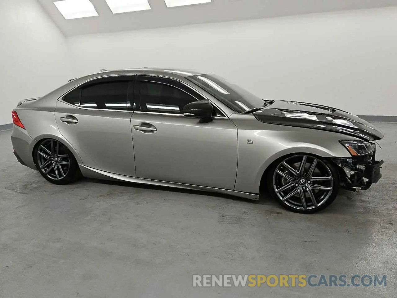 4 Фотография поврежденного автомобиля JTHBA1D21K5099939 LEXUS IS 2019