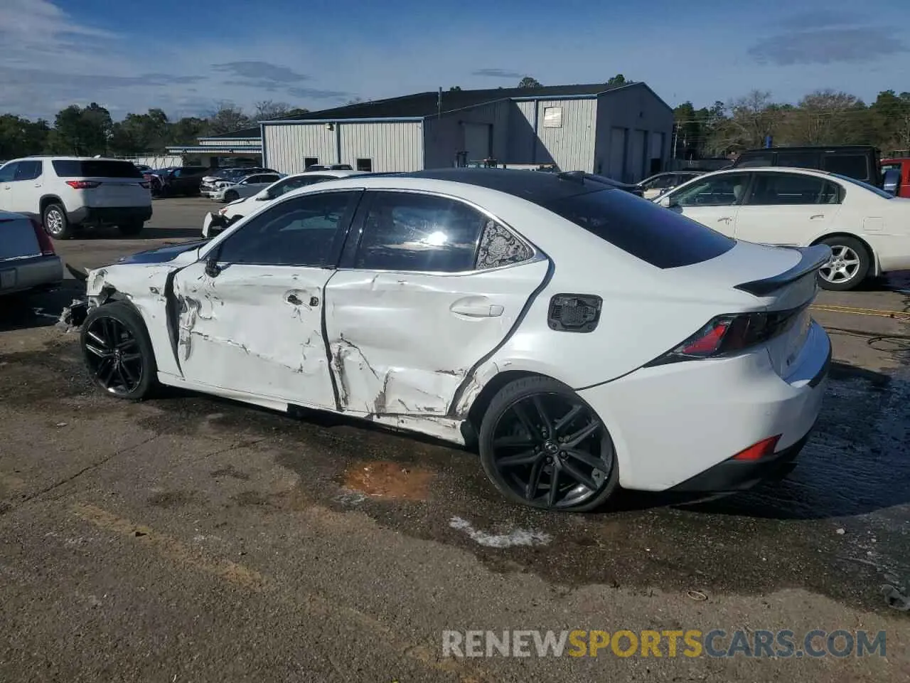 2 Фотография поврежденного автомобиля JTHBA1D22K5085872 LEXUS IS 2019