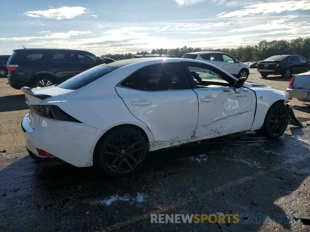 3 Фотография поврежденного автомобиля JTHBA1D22K5085872 LEXUS IS 2019