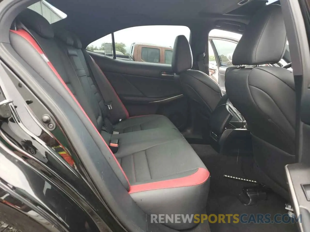 10 Фотография поврежденного автомобиля JTHBA1D22K5093907 LEXUS IS 2019