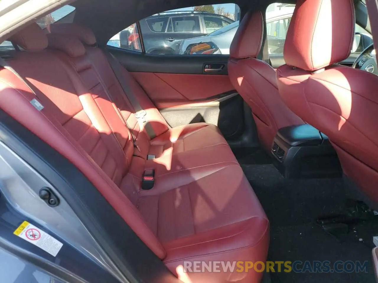 10 Фотография поврежденного автомобиля JTHBA1D23K5085878 LEXUS IS 2019
