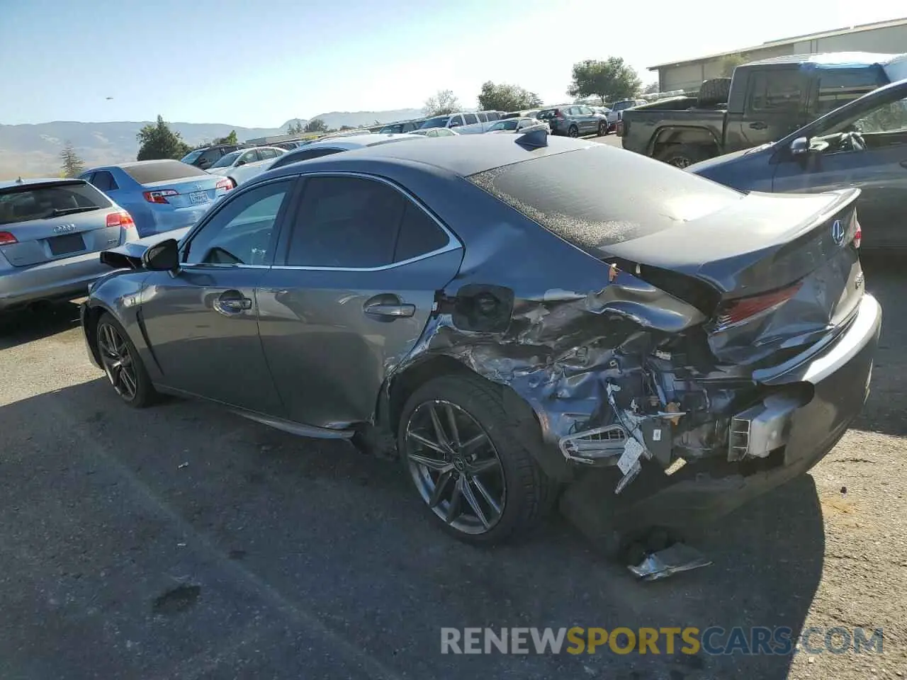 2 Фотография поврежденного автомобиля JTHBA1D23K5085878 LEXUS IS 2019