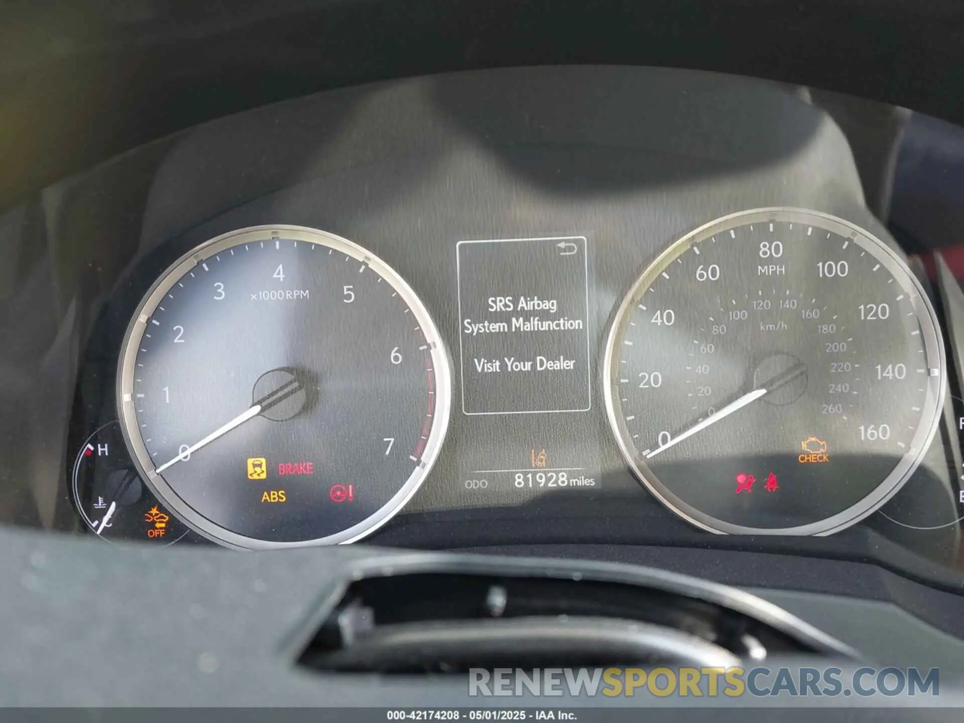 7 Фотография поврежденного автомобиля JTHBA1D24K5097117 LEXUS IS 2019