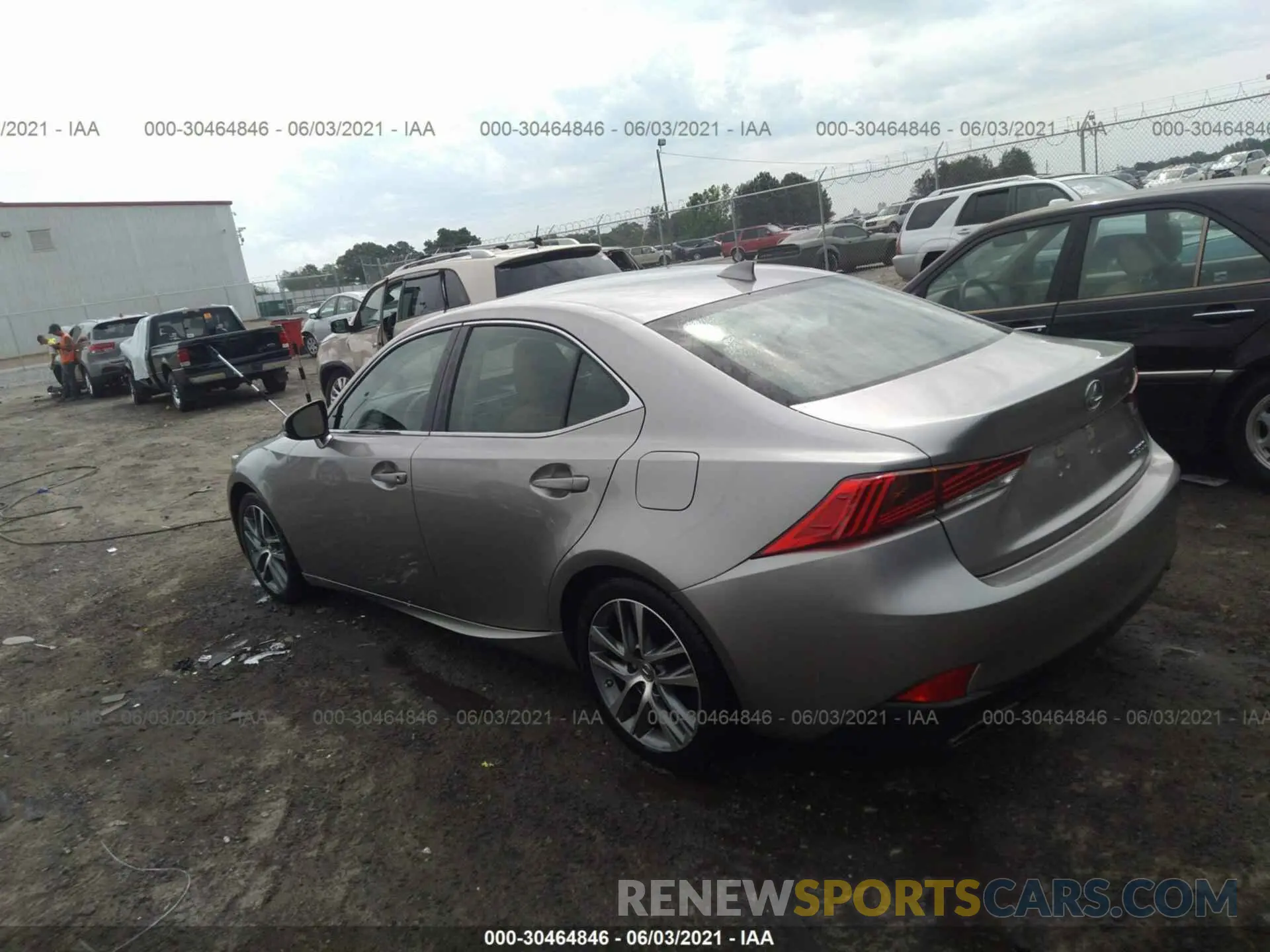 3 Фотография поврежденного автомобиля JTHBA1D24K5098820 LEXUS IS 2019