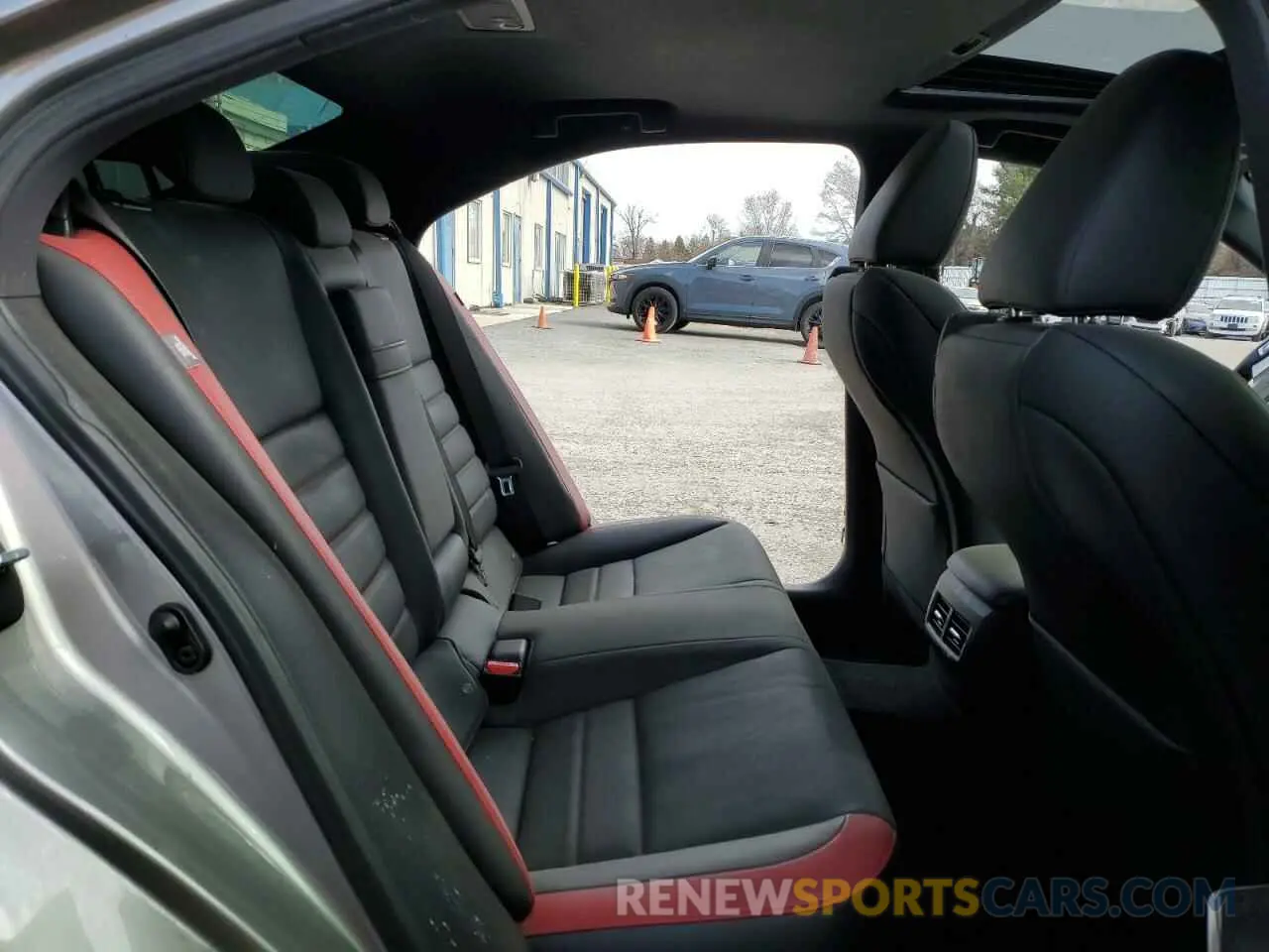 10 Фотография поврежденного автомобиля JTHBA1D25K5095103 LEXUS IS 2019