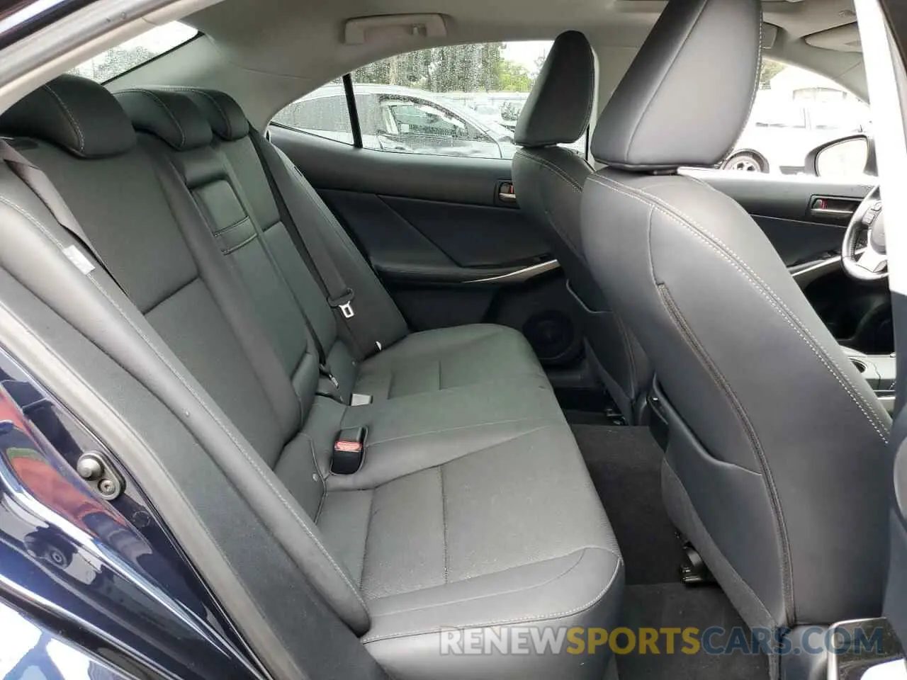 10 Фотография поврежденного автомобиля JTHBA1D28K5100097 LEXUS IS 2019