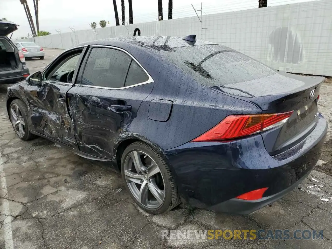 2 Фотография поврежденного автомобиля JTHBA1D28K5100097 LEXUS IS 2019