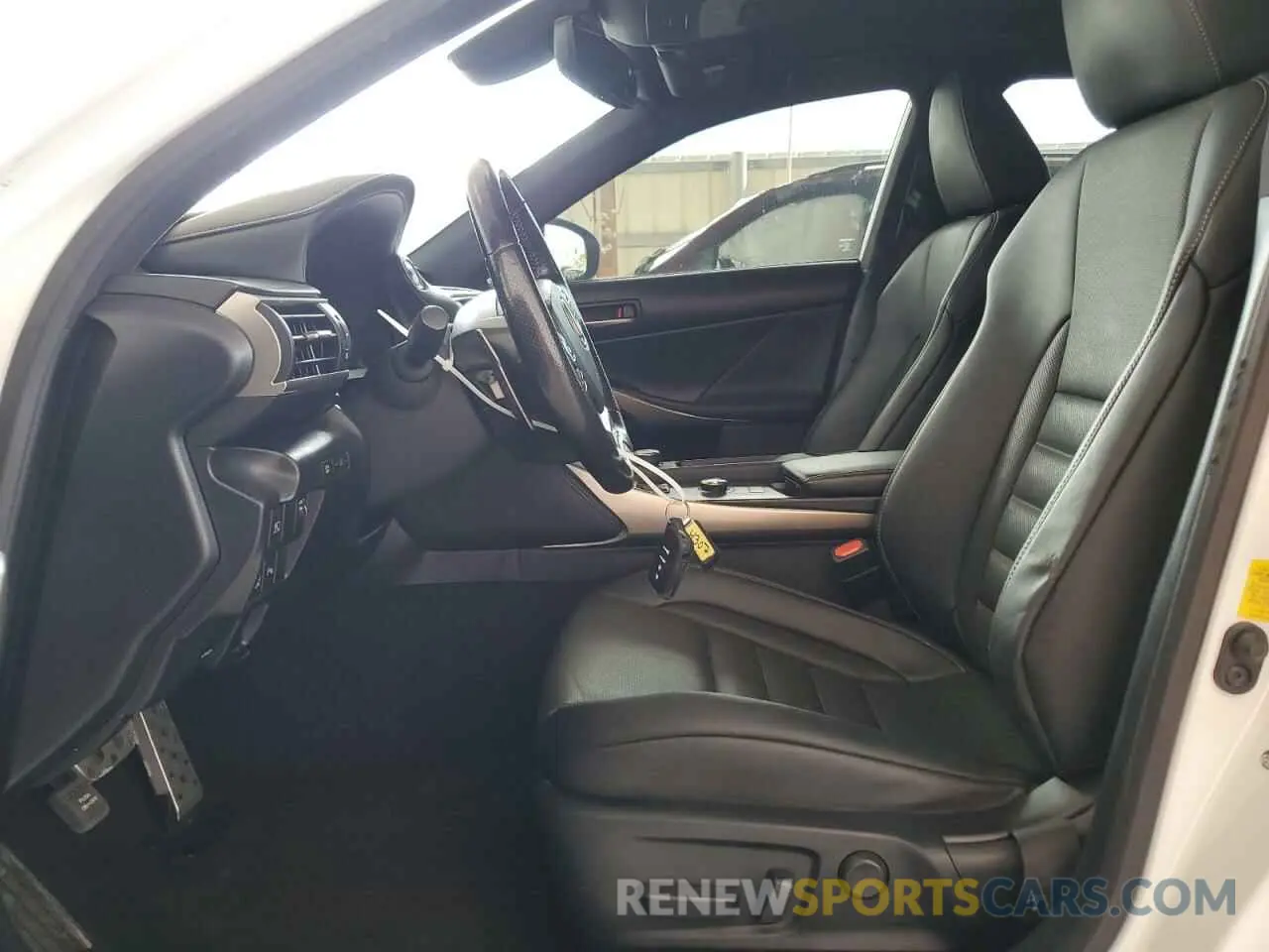 7 Фотография поврежденного автомобиля JTHBA1D29K5095363 LEXUS IS 2019