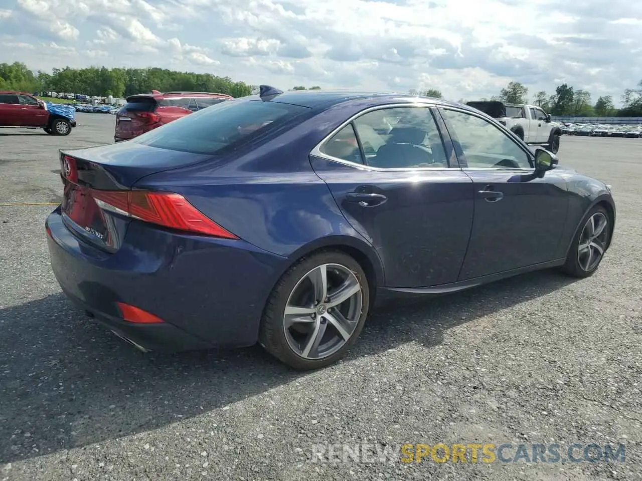 3 Фотография поврежденного автомобиля JTHC81D24K5034485 LEXUS IS 2019