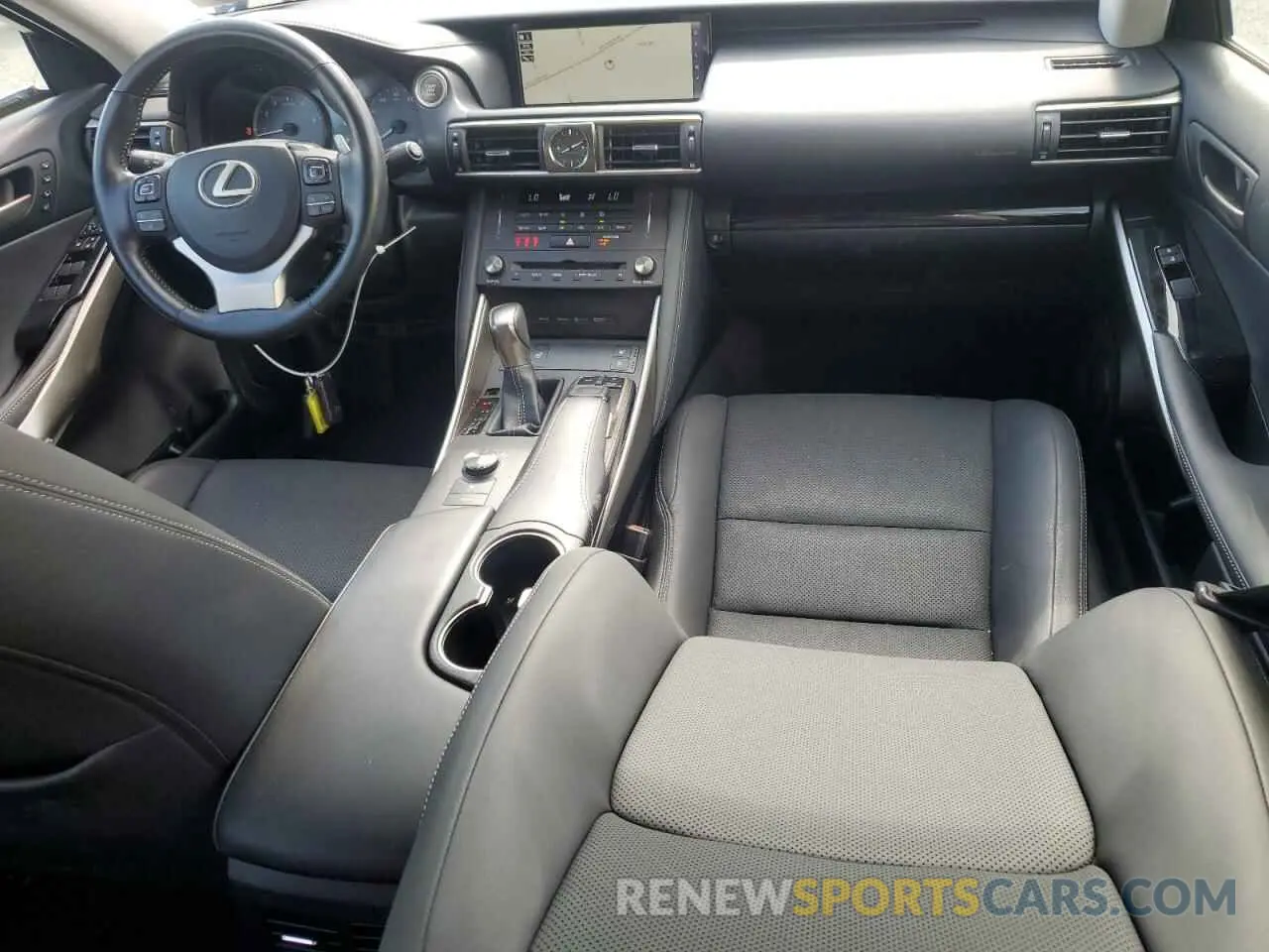 8 Фотография поврежденного автомобиля JTHC81D24K5034485 LEXUS IS 2019
