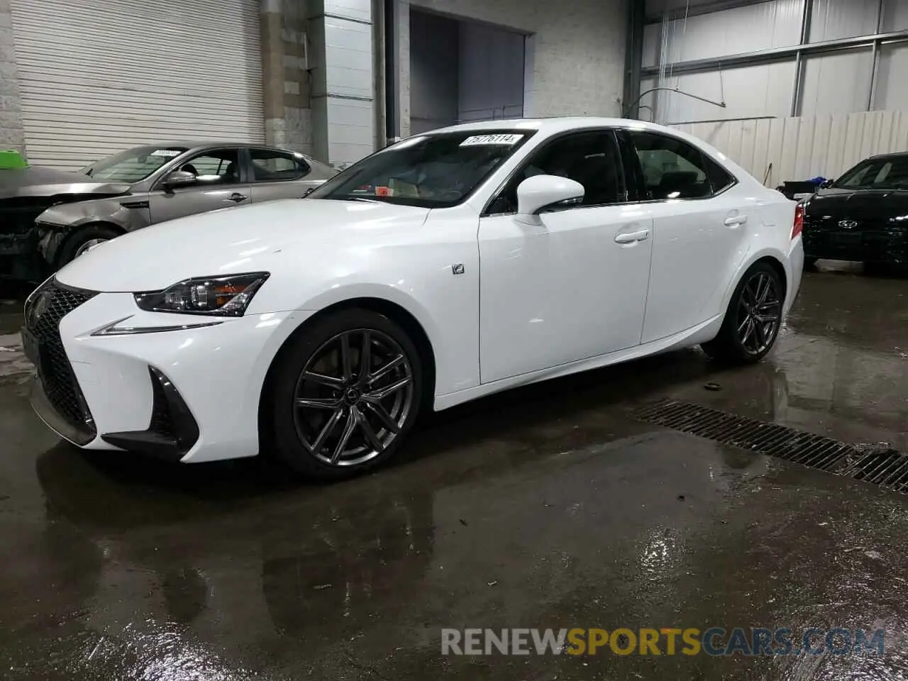 1 Photograph of a damaged car JTHC81D26K5036321 LEXUS IS 2019