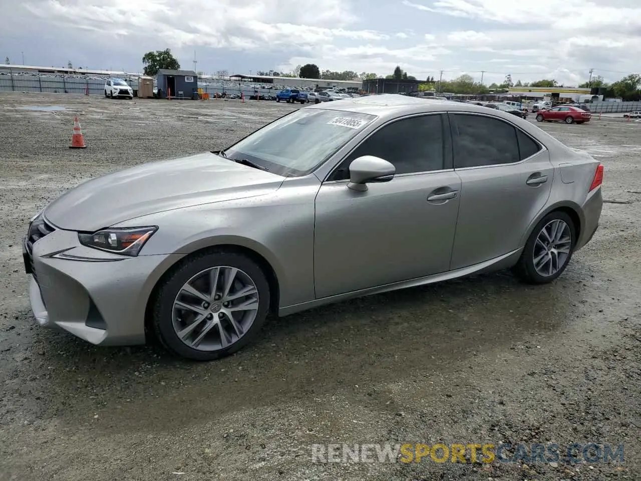 1 Фотография поврежденного автомобиля JTHC81D26K5036545 LEXUS IS 2019