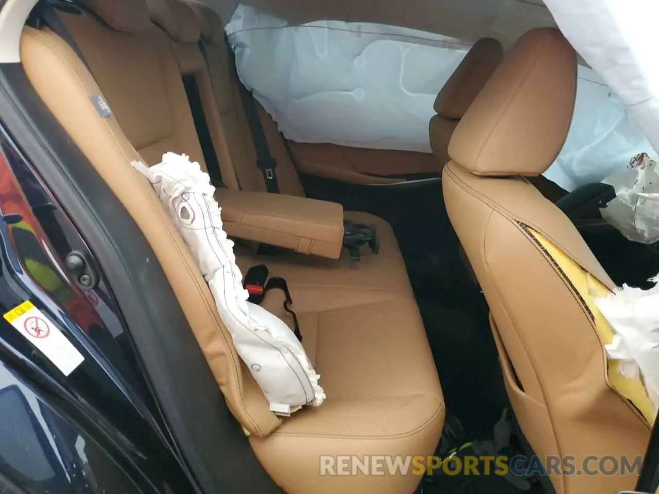 10 Фотография поврежденного автомобиля JTHC81D28K5034067 LEXUS IS 2019