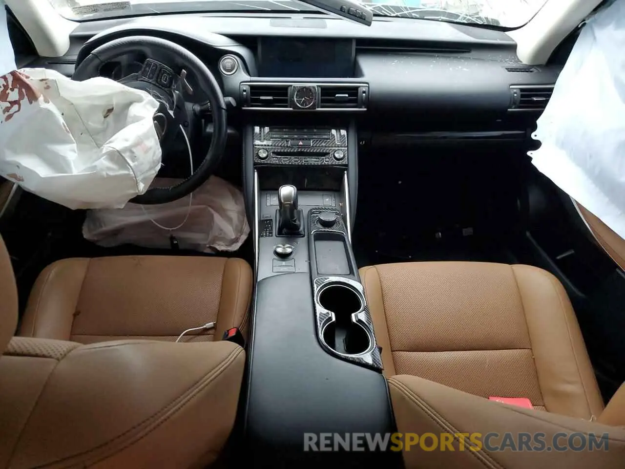 8 Фотография поврежденного автомобиля JTHC81D28K5034067 LEXUS IS 2019