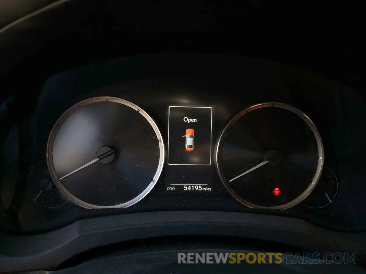 9 Photograph of a damaged car JTHC81D28K5039141 LEXUS IS 2019