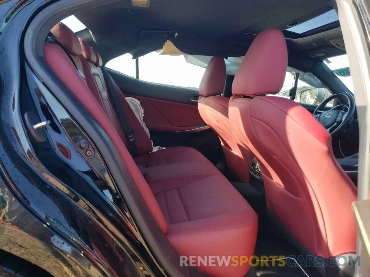 10 Photograph of a damaged car JTHC81D2XK5039979 LEXUS IS 2019