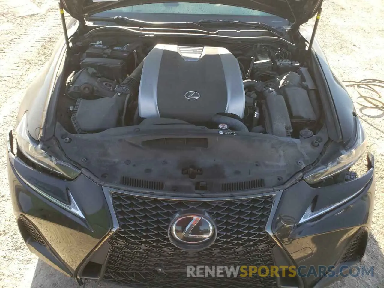 11 Photograph of a damaged car JTHC81D2XK5039979 LEXUS IS 2019