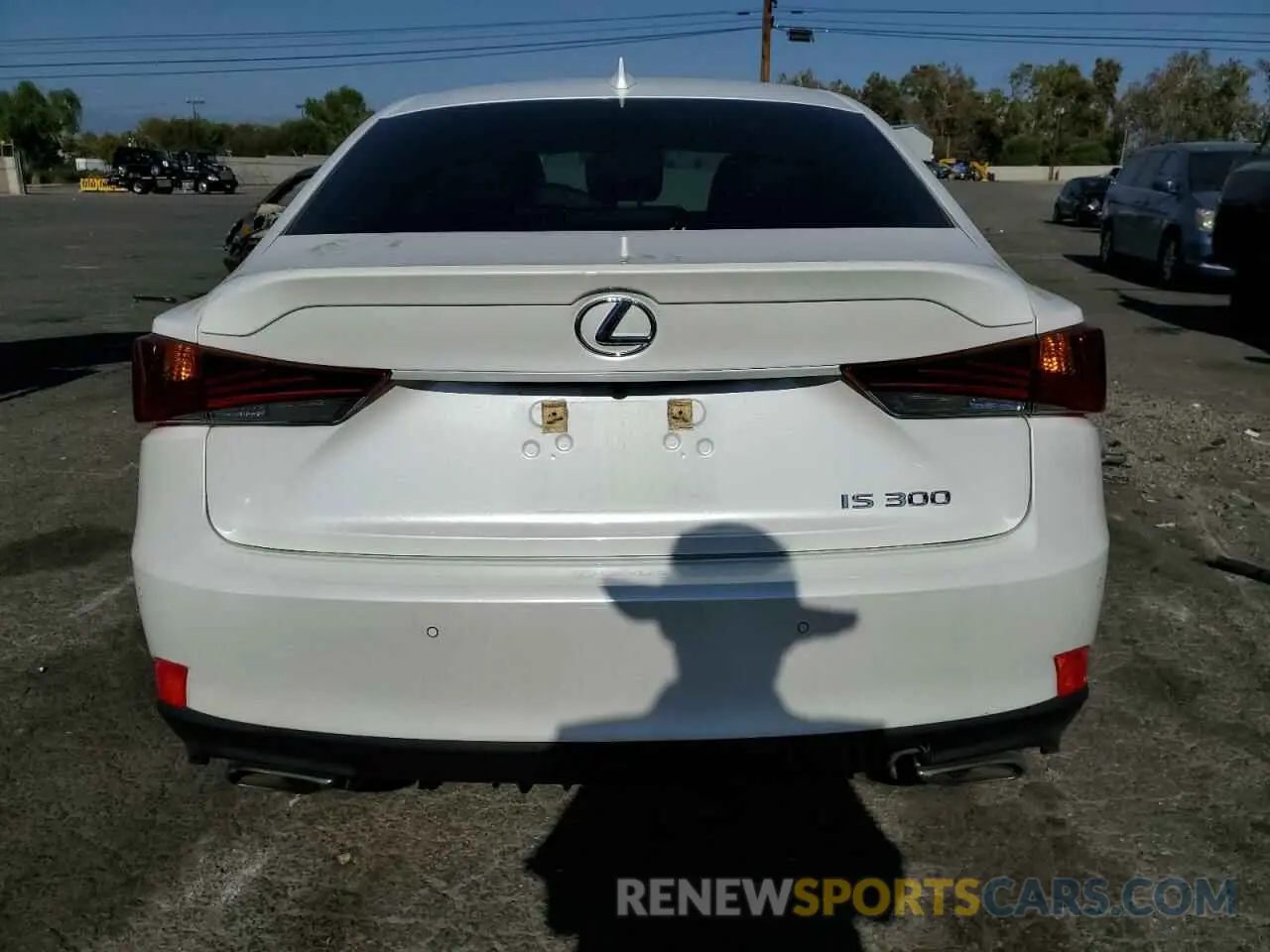 6 Photograph of a damaged car JTHDA1D26L5106278 LEXUS IS 2020