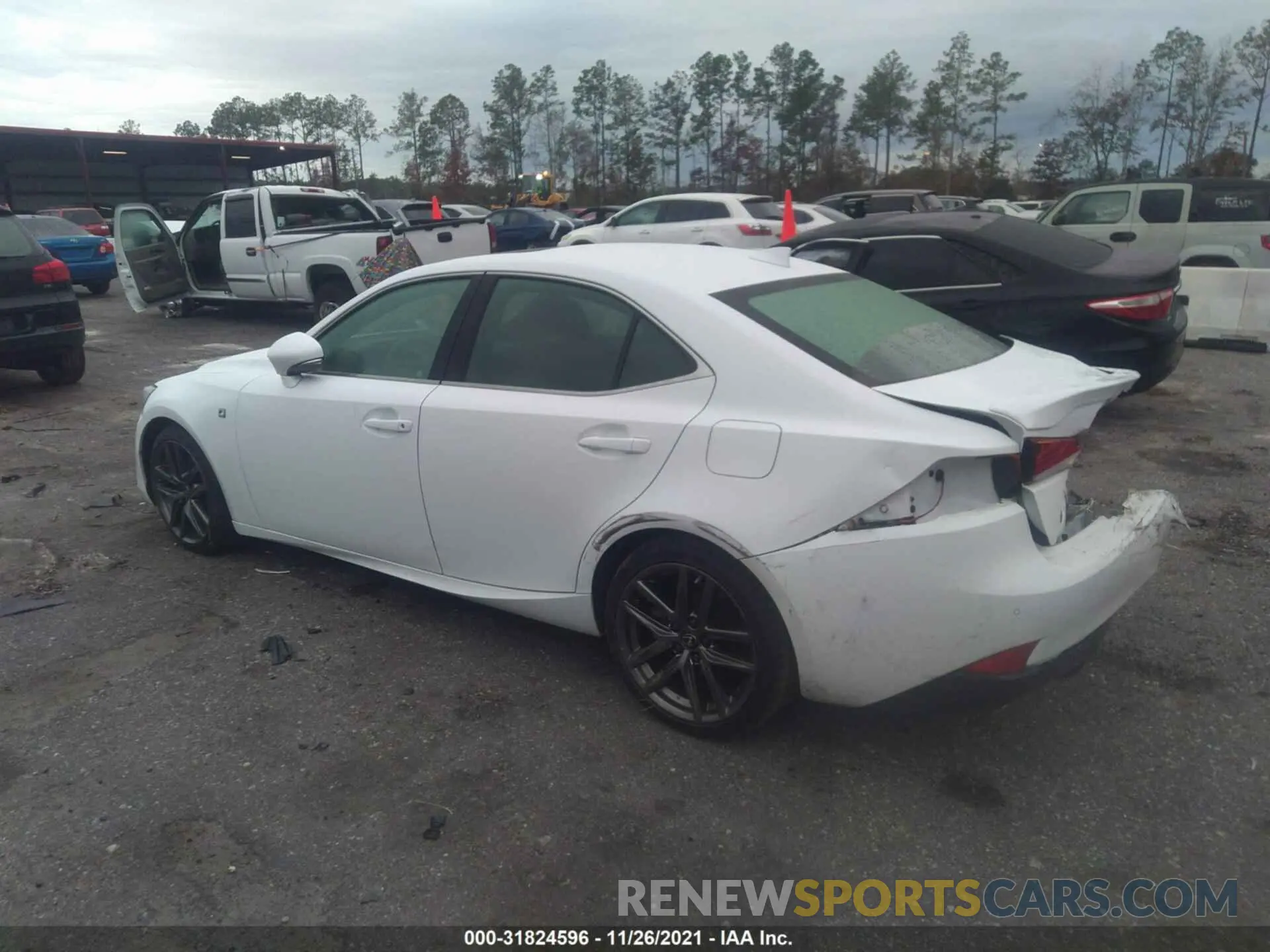 3 Фотография поврежденного автомобиля JTHGA1D20L5104510 LEXUS IS 2020