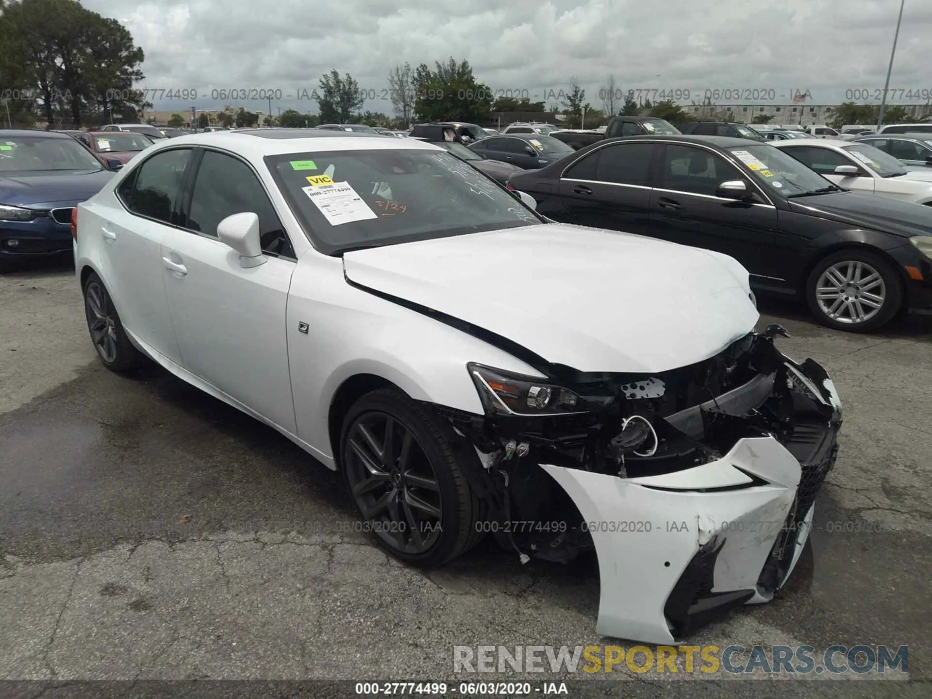 1 Фотография поврежденного автомобиля JTHGA1D26L5104043 LEXUS IS 2020