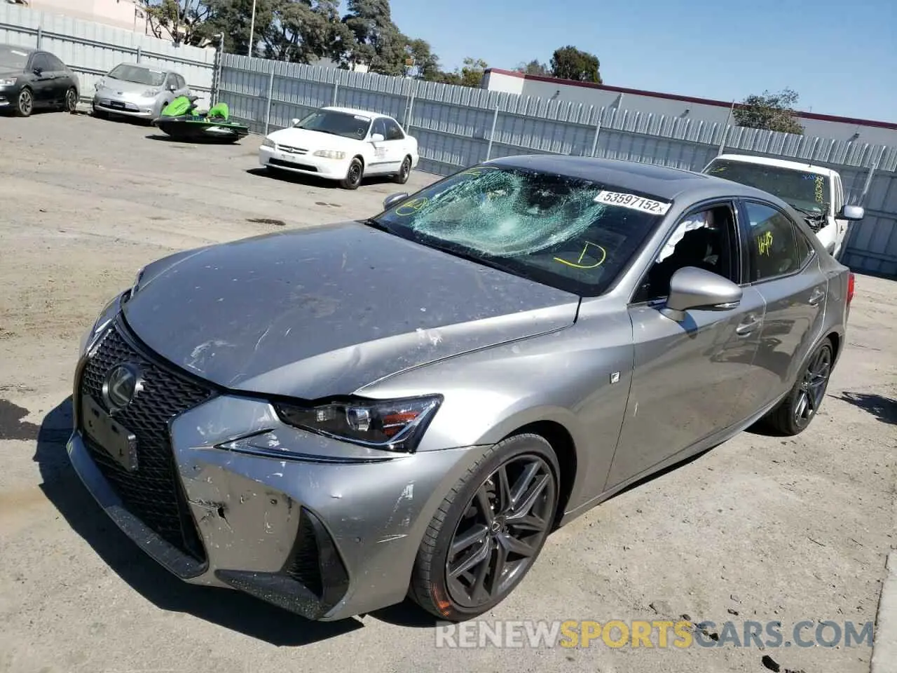 2 Фотография поврежденного автомобиля JTHGA1D28L5103329 LEXUS IS 2020