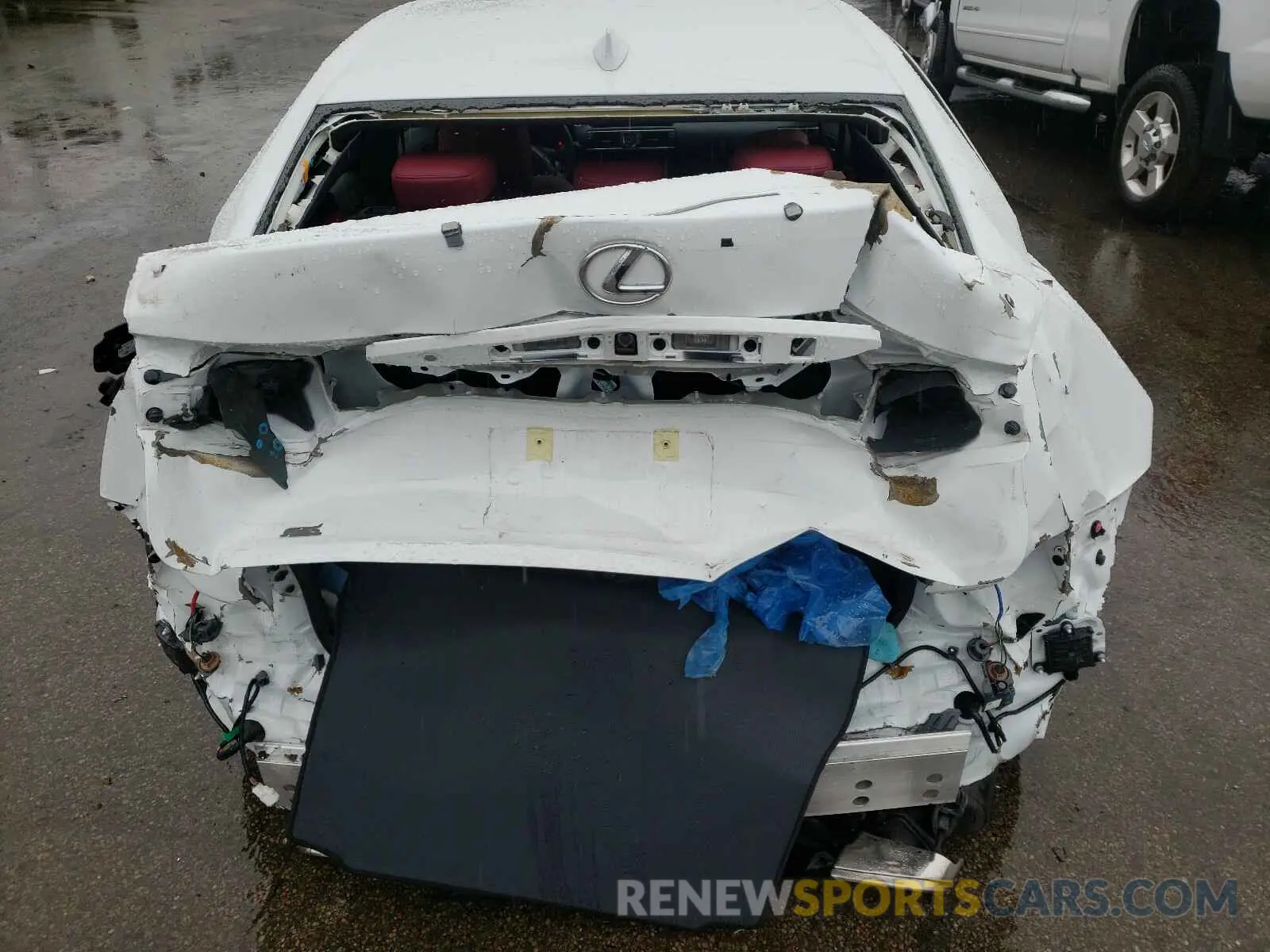 9 Photograph of a damaged car JTHGZ1E20L5018010 LEXUS IS 2020