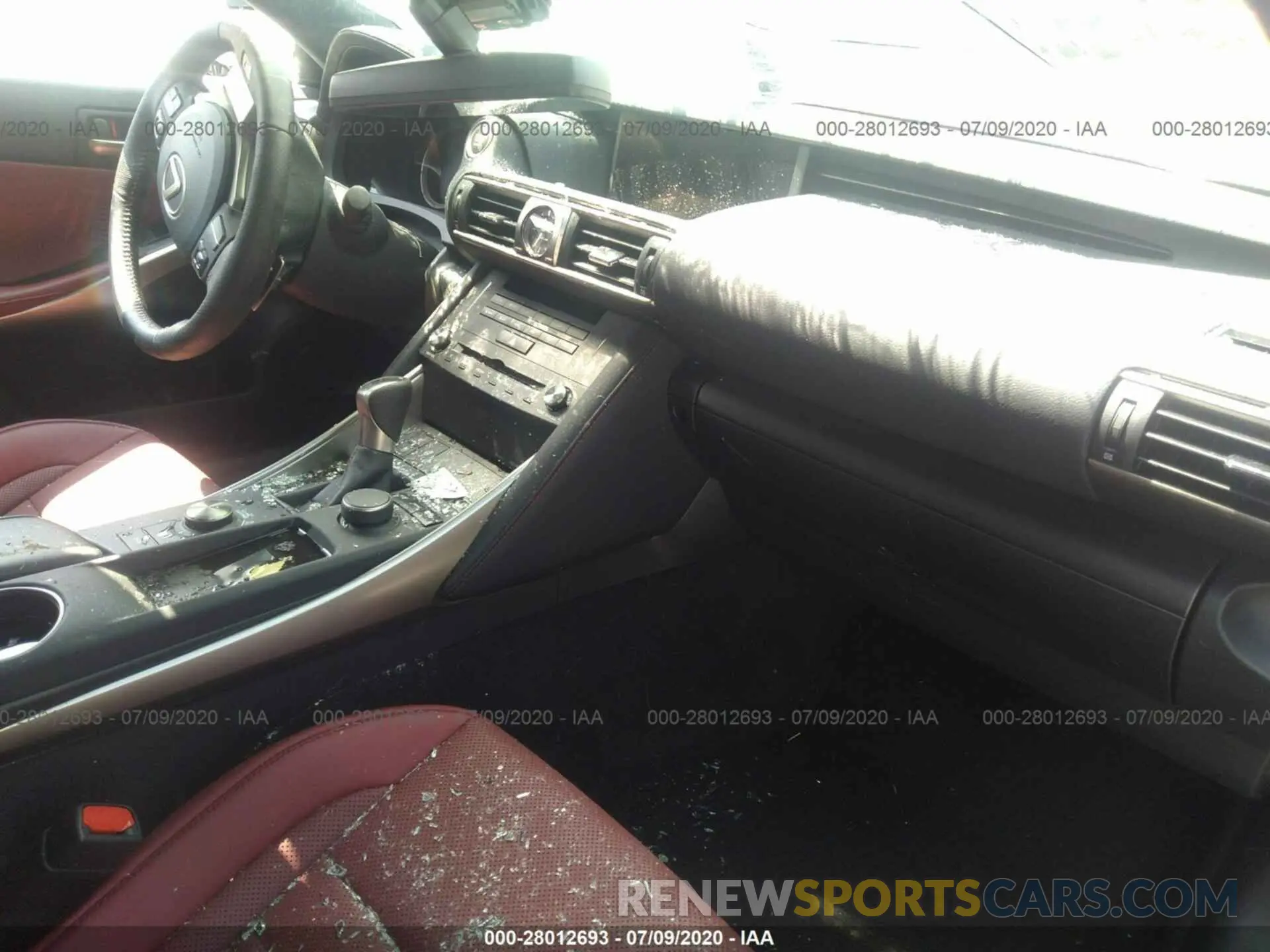 5 Photograph of a damaged car JTHGZ1E24L5017572 LEXUS IS 2020